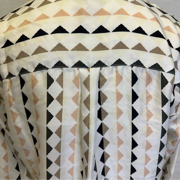 Theory Women’s Geometric Print Button-Down Shirt Size M - Picture 3 of 11